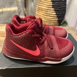 Maroon Nike Kyrie 8T